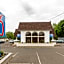 Motel 6-Warminster, PA