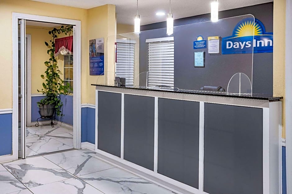 Days Inn by Wyndham Barnwell