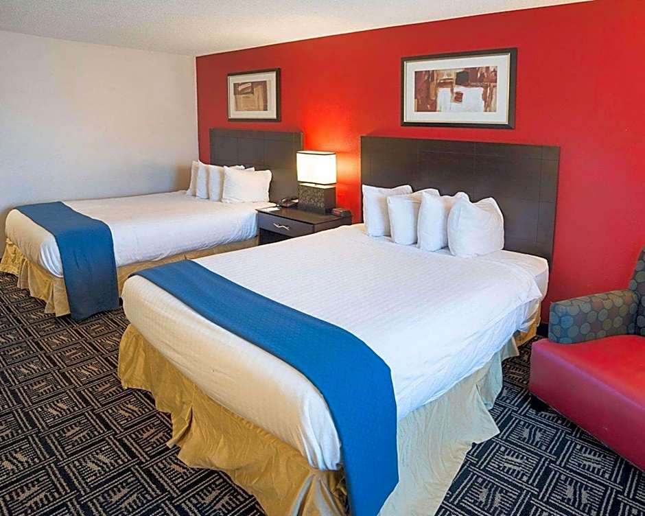 Quality Inn Brooklyn Center