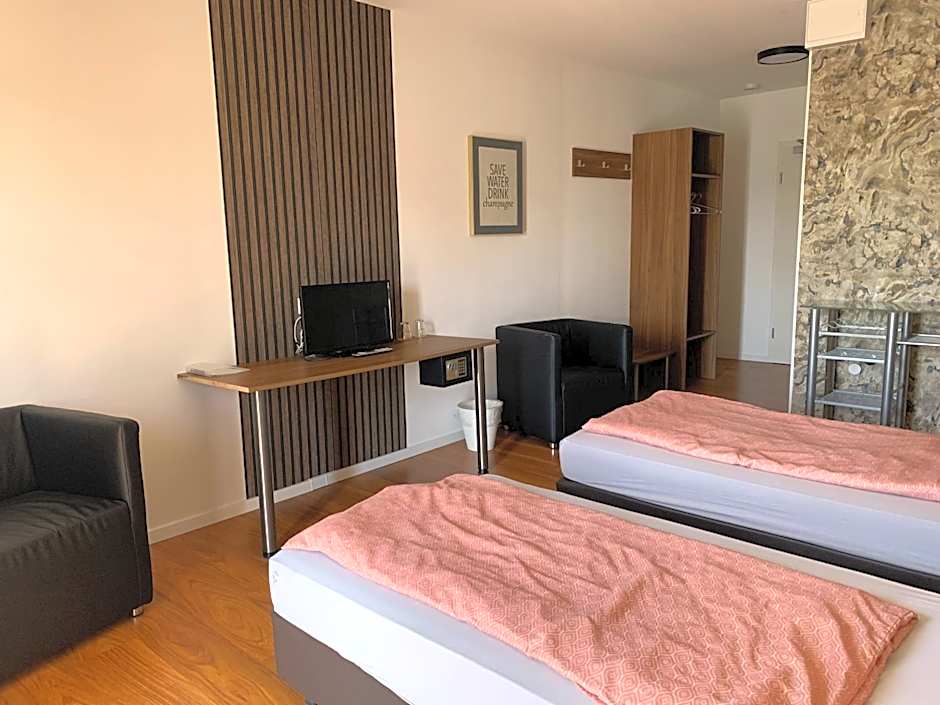 Stundenhotel Krieger