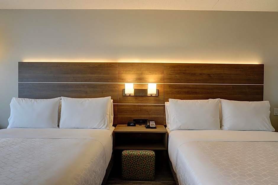 Holiday Inn Express Kingston West By IHG