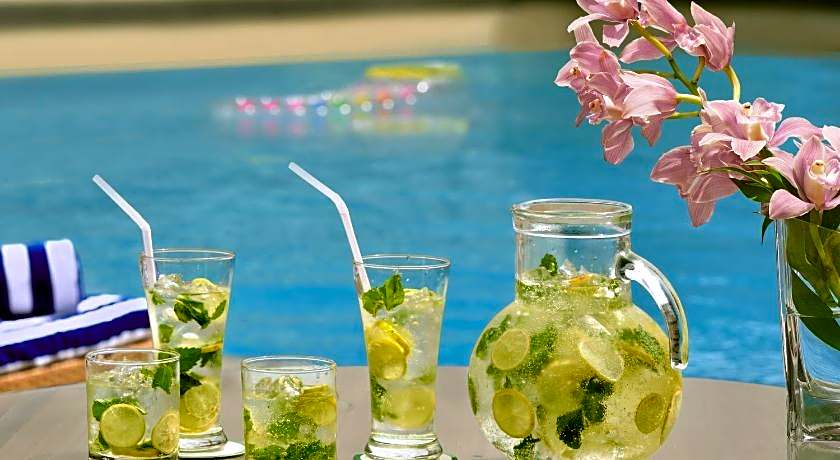 Savoy Suites Manesar