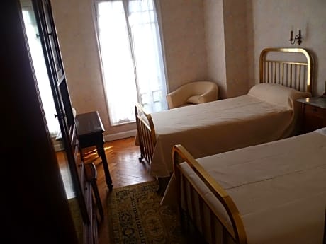Comfort Twin Room