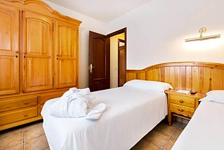 Standard One-Bedroom Apartment with Spa Access  (2 Adults)