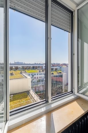 Comfort Single Room (1 Double Bed)