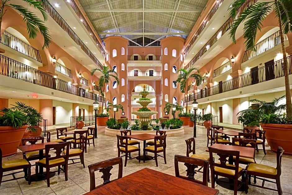 Embassy Suites by Hilton Charleston Historic District