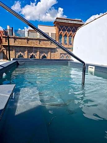 Hotel y Apartamentos Doña Lola