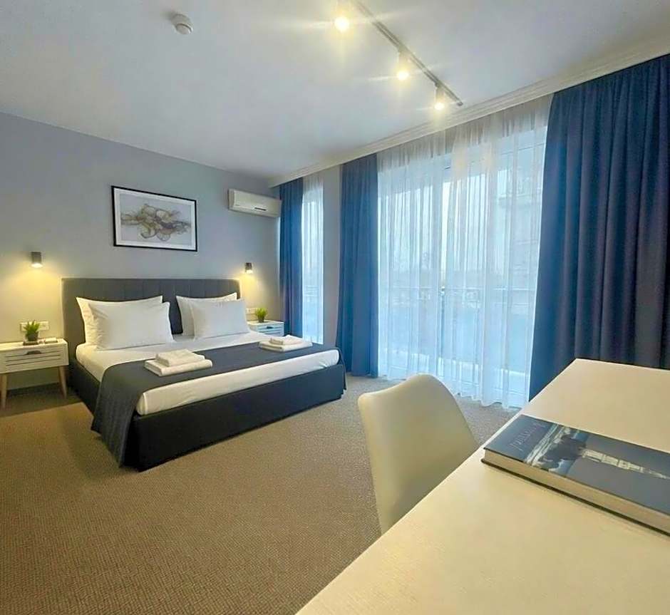 Hotel Eskada Beach