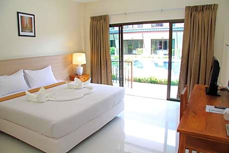 Double Room with Pool Access