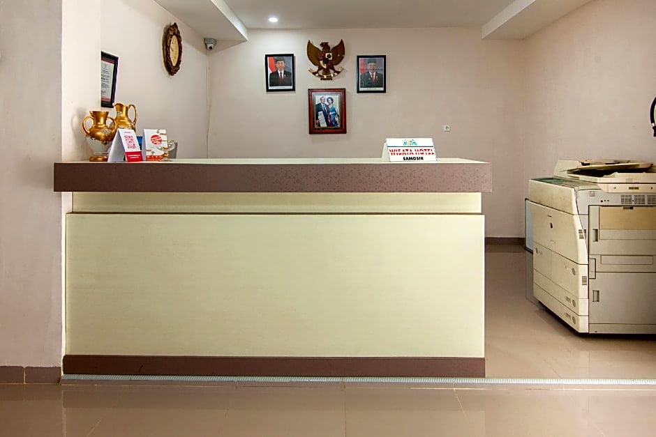 OYO 2382 Wisata Hotel