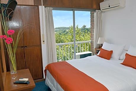 Economy Double Room Queen