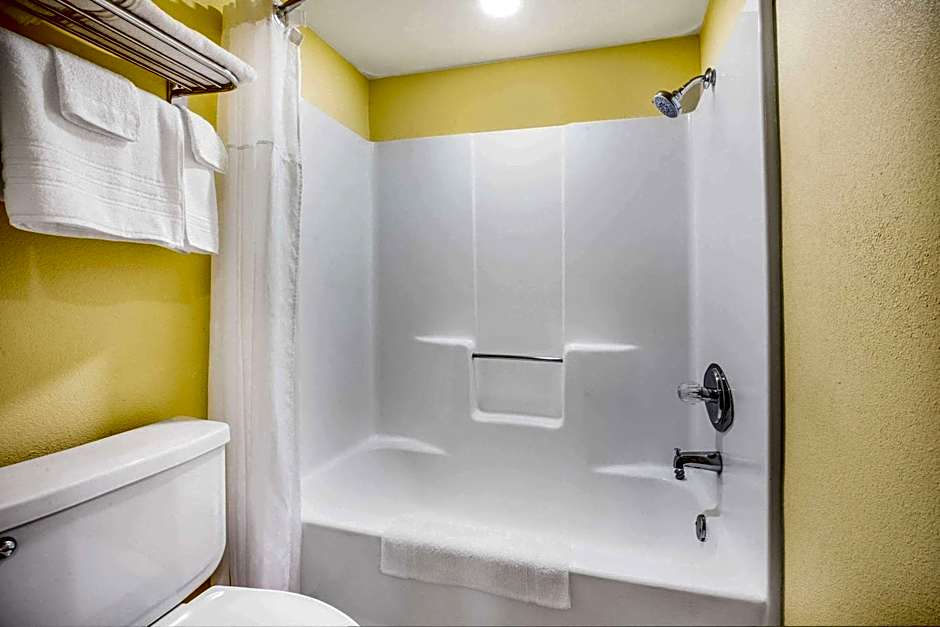 Days Inn by Wyndham Banning Casino/Outlet Mall