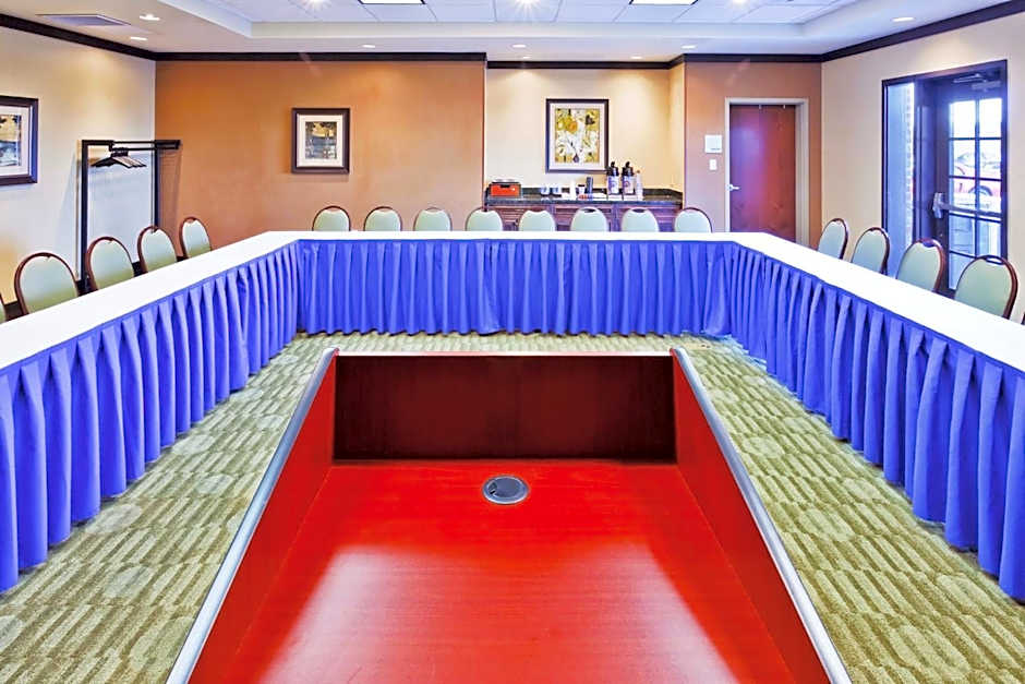 Holiday Inn Express Hotel & Suites Ooltewah Springs - Chattanooga By IHG