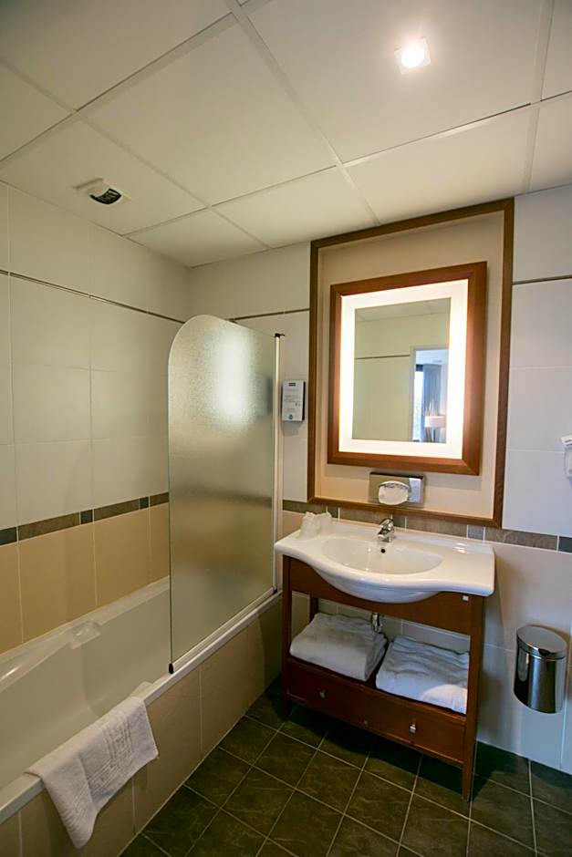 Kyriad Limoges Centre Gare - Atrium