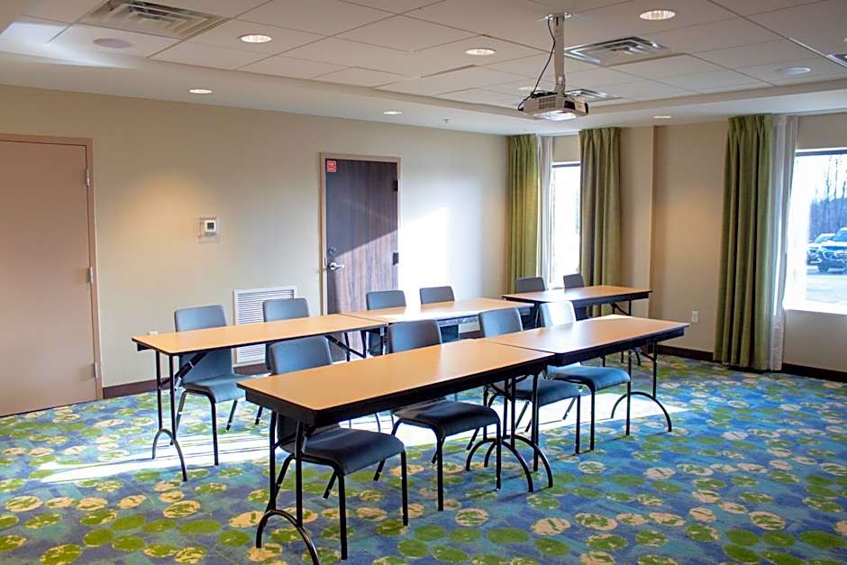 Hampton Inn By Hilton & Suites Big Rapids, Mi