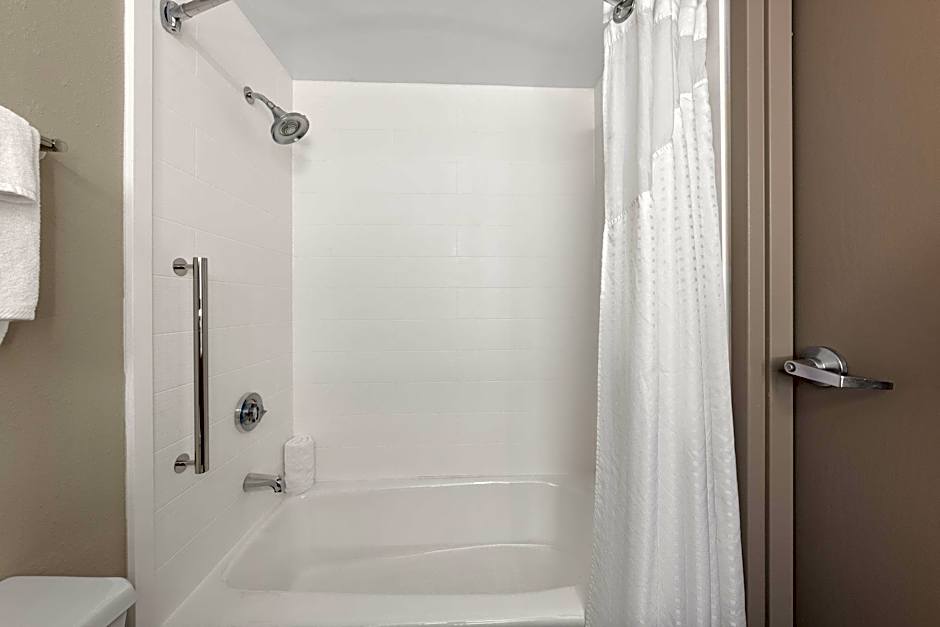 Holiday Inn Express Danbury I-84 By IHG