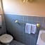 Holiday Lodge Motor Inn