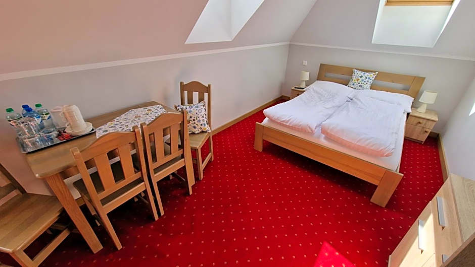 PHU Gościniec "16-tka" Katarzyna Zdrojewska