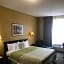 Days Inn & Suites by Wyndham Tucker/Northlake