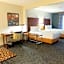La Quinta Inn & Suites by Wyndham Bannockburn-Deerfield