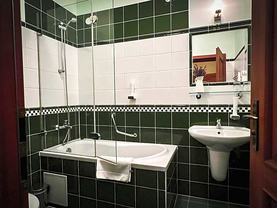 Hotel U Zeleneho stromu