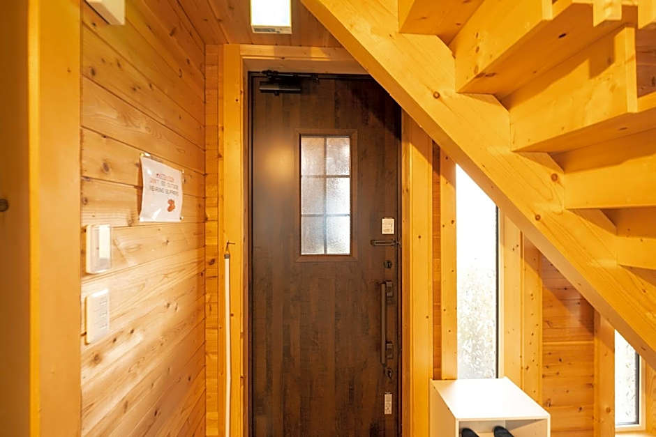 LAKE TOYA Logde SIGRA