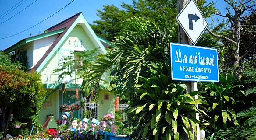 A Houses Homestay
