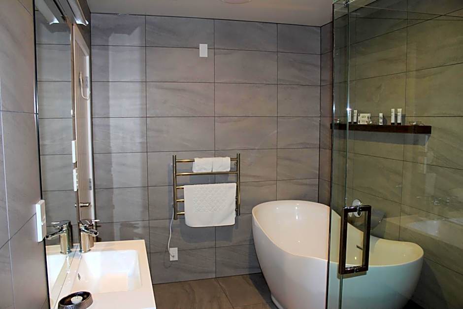 The Mackenzie Suites