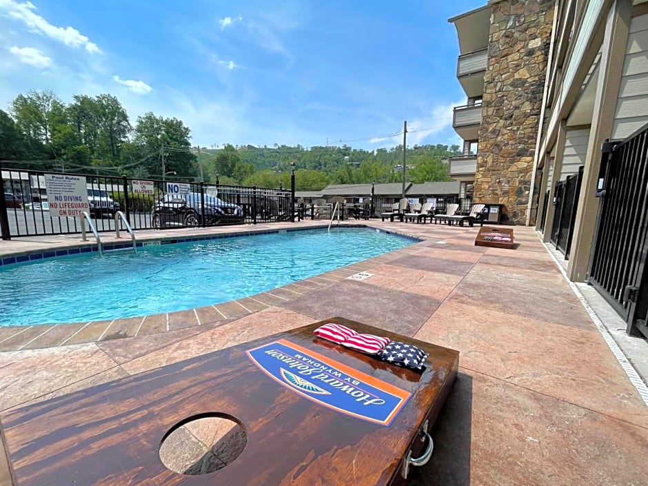 Howard Johnson by Wyndham Downtown Gatlinburg