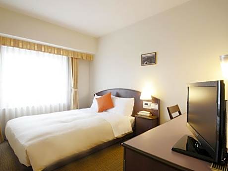 Room Selected at Check-In - Non-Smoking