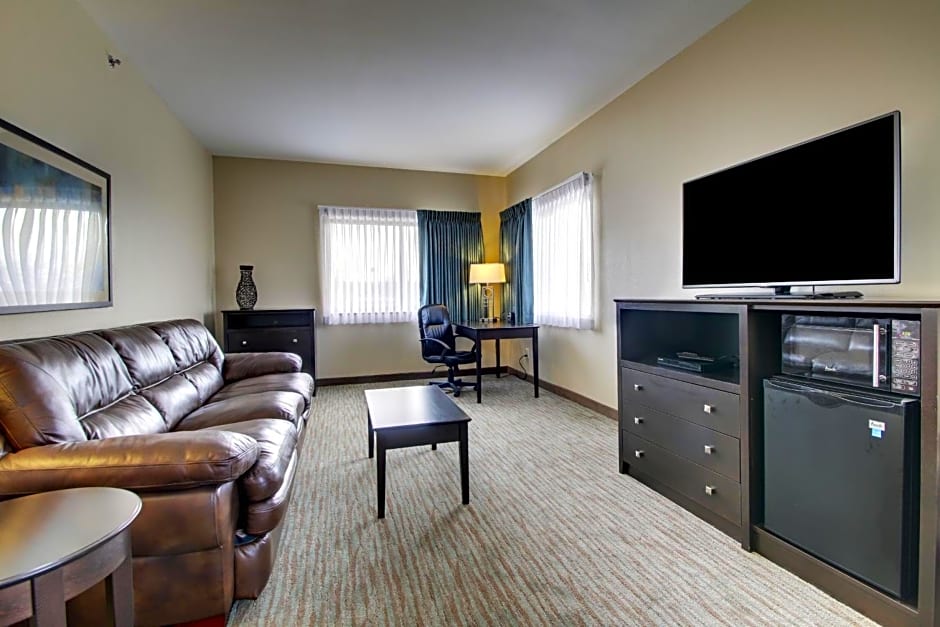 Cobblestone Inn & Suites - Fort Dodge