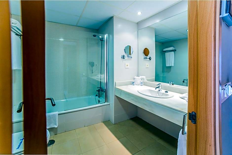 Hotel Adaria Vera