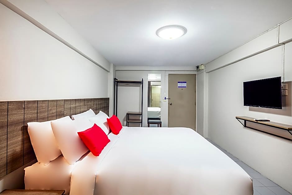 Livotel Express Hotel Ramkhamhaeng 50 Bangkok - No Parking