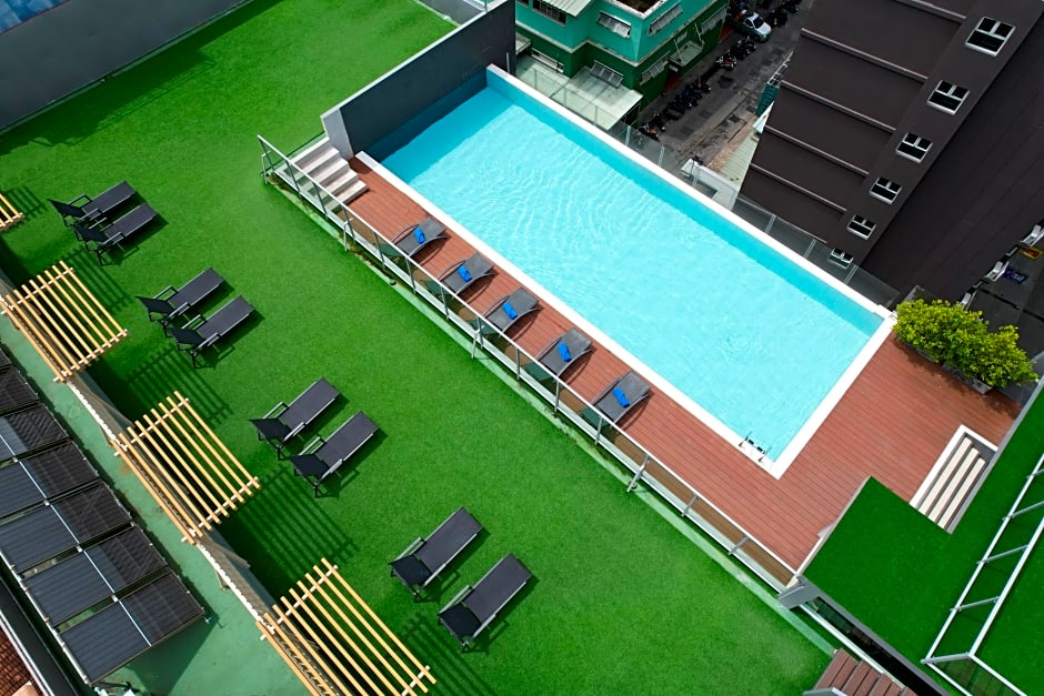 Grace Patong Hotel