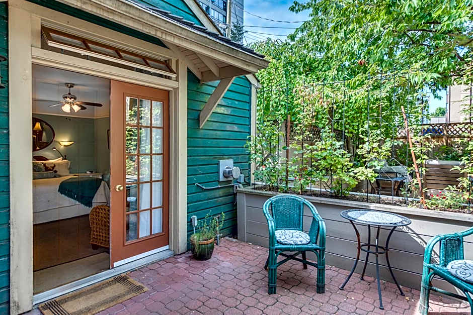 O Canada House Bed & Breakfast