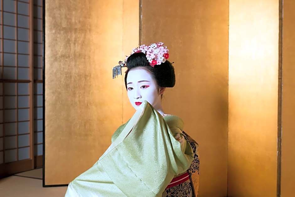Kamishichiken Oku