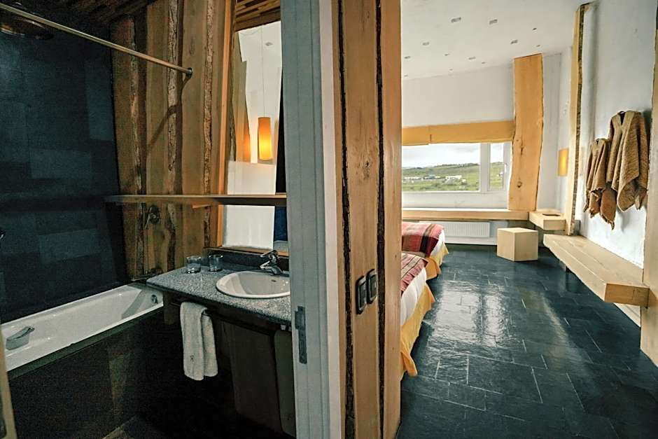 Remota Patagonia Lodge