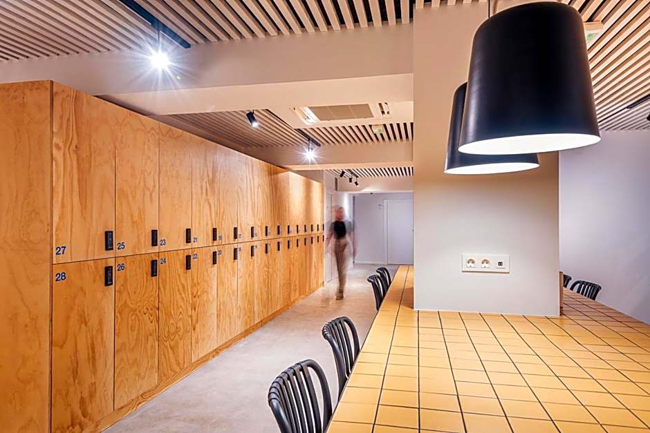 Colo Colo Hostel - Single Private Beds