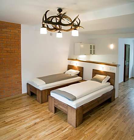 Apartment with Garden View