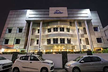 Hotel Shelter- 150 M From Lucknow Railway Station