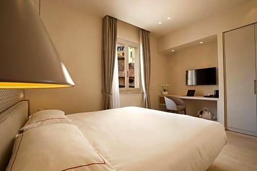 Oriana Suites Verona