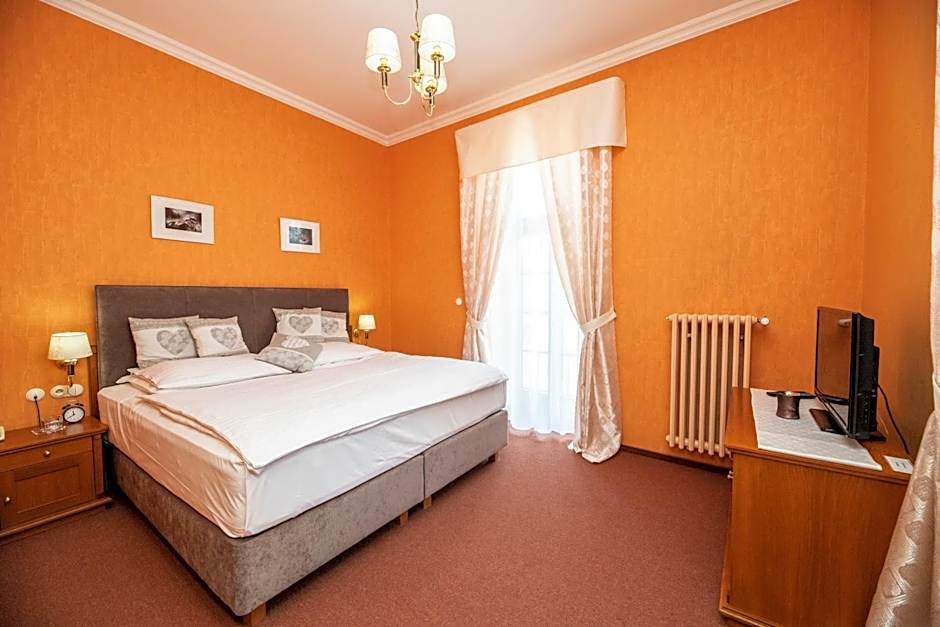 ROMANTIK HOTEL ELEONORA