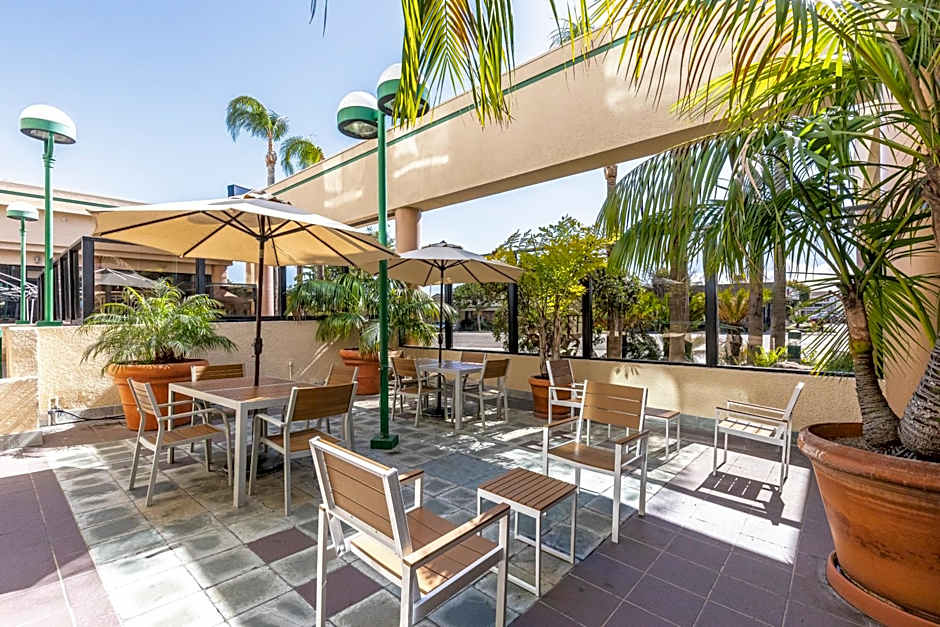New Gardena Hotel