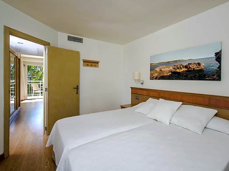 Iberostar Waves Club Cala Barca