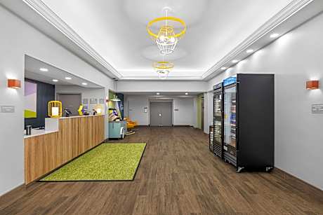 Spark by Hilton Fredericksburg Southpoint