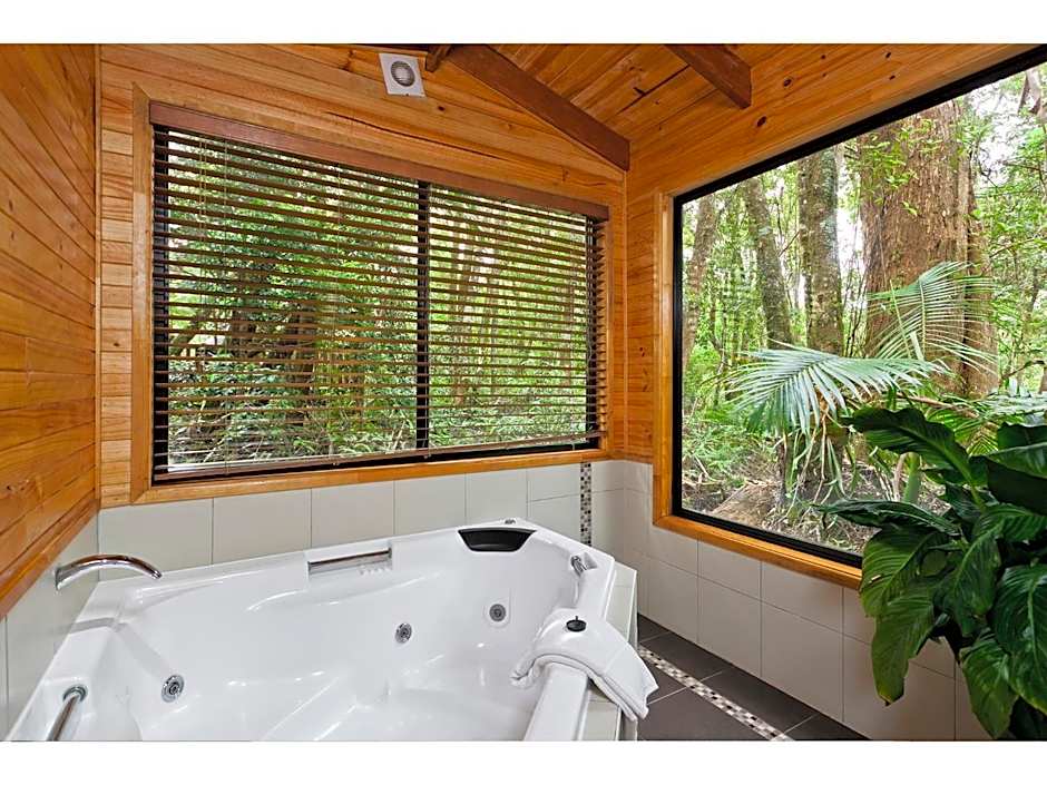 The Mouses House Rainforest Retreat