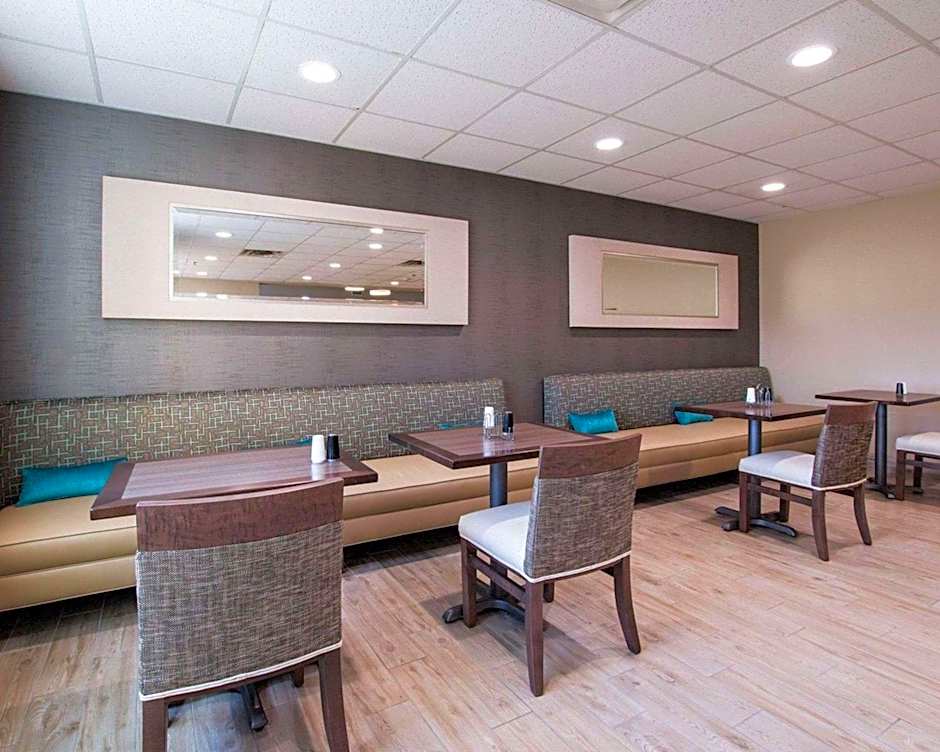 Comfort Suites San Angelo near University