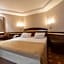 Akar International Hotel