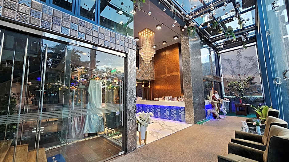 BlueTel Re'sidencE Bangkok IMPACT- 1 Time Drop-Off Service to IMPACT