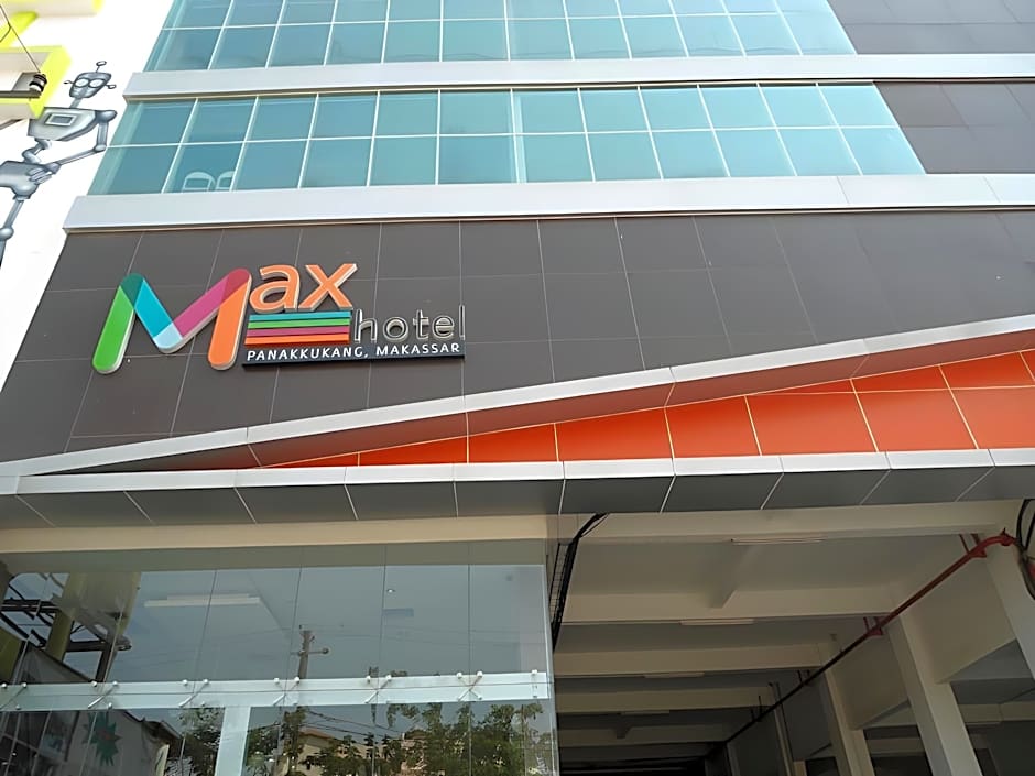 Max Hotel
